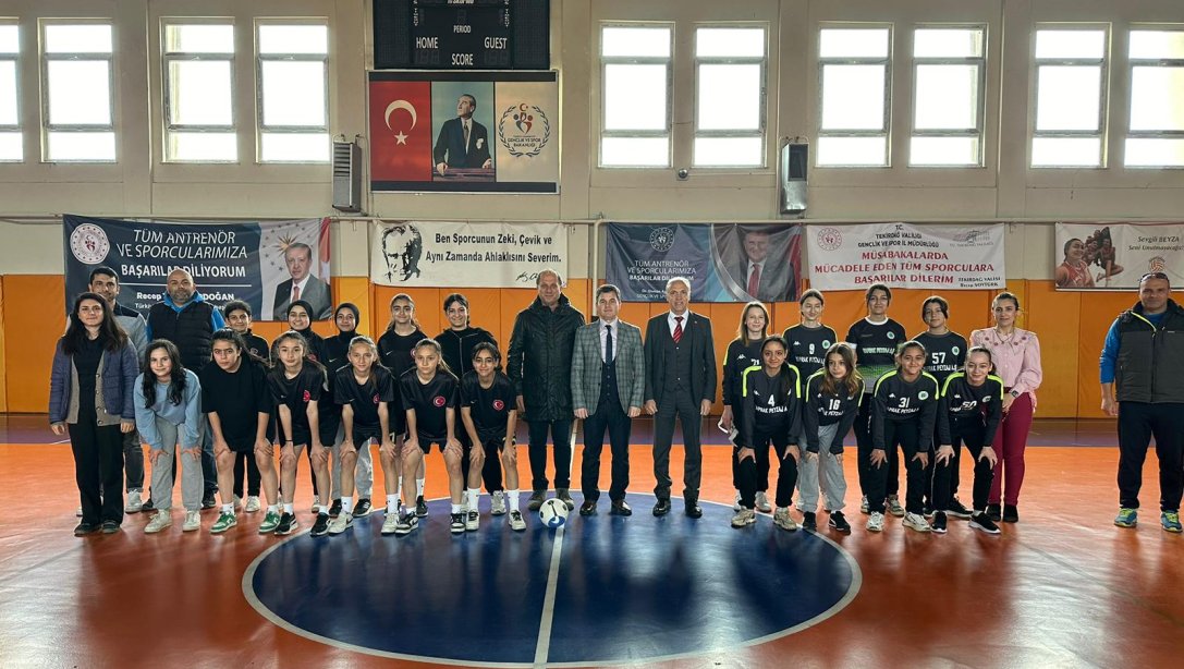 Okul Sporları 2. Küme Yıldız Kız Futsal Müsabakaları Gerçekleştirildi