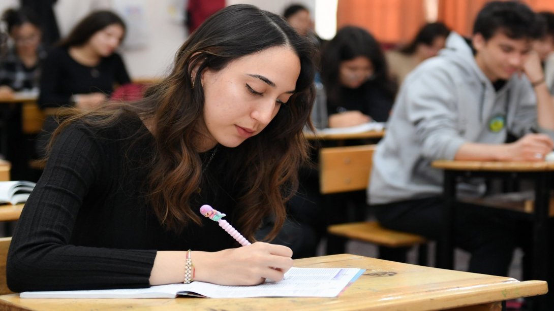 1. DÖNEM 1. YAZILI SINAVLARINA İLİŞKİN ÖRNEK SORU KİTAPÇIKLARI YAYIMLANDI...